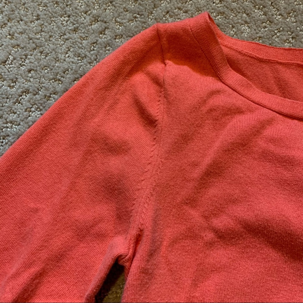 Banana Republic Sweater - Picture 3 of 4
